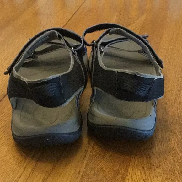 Teva Black and Gray Women's Sandals - Picture 4 of 7